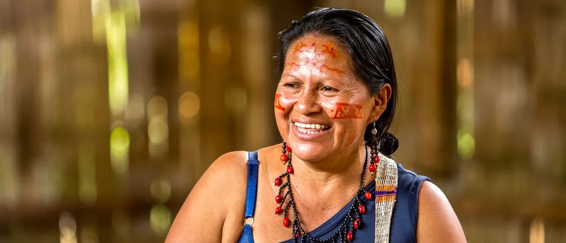 Amupakin female leader